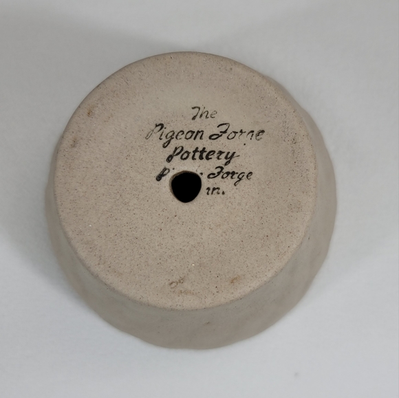 Pigeon Forge Pottery Small Planter Pot - Picture 6 of 10